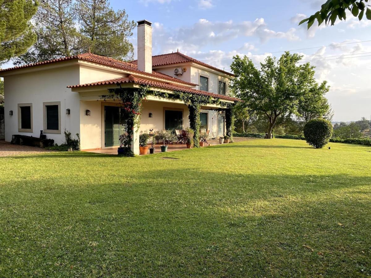 فيلا Casa Do Campo - Castelo Branco كاستيلو برانكو المظهر الخارجي الصورة